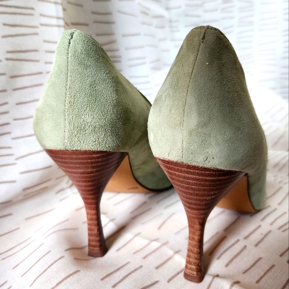 Vince Camuto Heels - Picture 4 of 7